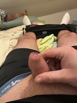 Snapshot of creamydeluxe chatting on October 14, 2025, 5:24 pm creamydeluxe online show from October 14, 2025, 5:24 pm