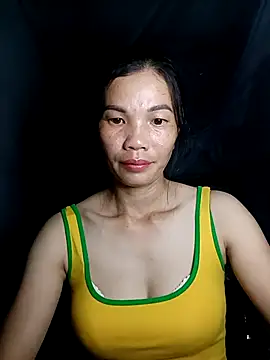 Snapshot of Style-lee chatting on October 19, 2025, 12:52 pm Style-lee online show from October 19, 2025, 12:52 pm