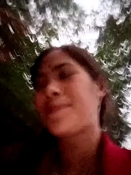 Snapshot of Lyssa-a chatting on October 25, 2025, 10:47 am Lyssa-a online show from October 25, 2025, 10:47 am