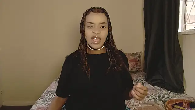 fifiqueen25 online show from March 5, 2026, 6:54 am