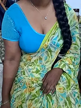 Snapshot of Nikitha_telugu chatting on October 29, 2025, 5:17 am Nikitha telugu online show from October 29, 2025, 5:17 am