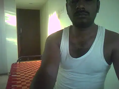 Snapshot of Vickyins480000 chatting on March 27, 2026, 12:06 pm Vickyins480000 online show from March 27, 2026, 12:06 pm