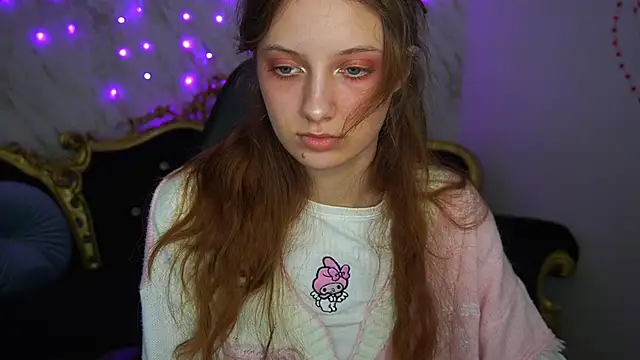 CuteeFoxy online show from February 25, 2026, 2:28 pm