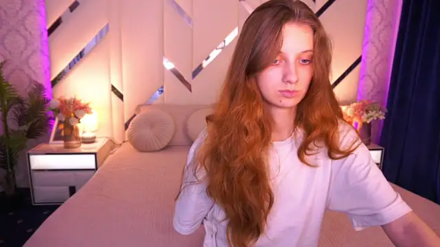 CuteeFoxy online show from May 23, 2026, 12:26 pm