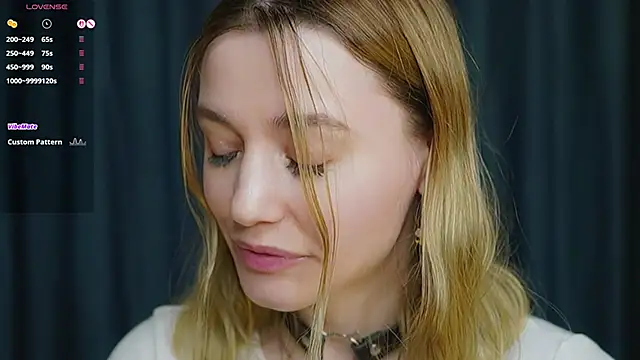 Snapshot of StarryMary chatting on November 20, 2025, 9:04 pm StarryMary online show from November 20, 2025, 9:04 pm