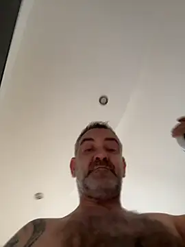 Snapshot of COBRAboySEX@xh chatting on May 19, 2026, 7:04 am COBRAboySEXxh online show from May 19, 2026, 7:04 am