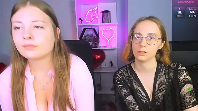 Snapshot of evalora_vei chatting on November 11, 2025, 1:17 pm evalora vei online show from November 11, 2025, 1:17 pm