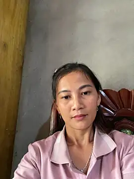 Snapshot of Miss-World00 chatting on November 14, 2025, 2:48 am Miss-World00 online show from November 14, 2025, 2:48 am