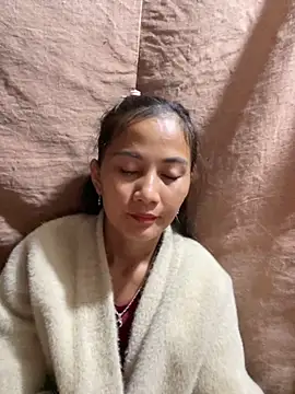 Snapshot of Miss-World00 chatting on November 11, 2025, 1:33 am Miss-World00 online show from November 11, 2025, 1:33 am