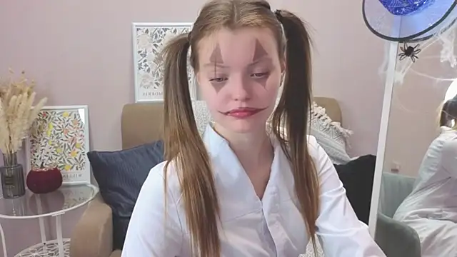 Snapshot of Dear_Jessica chatting on October 30, 2025, 10:24 am Dear Jessica online show from October 30, 2025, 10:24 am