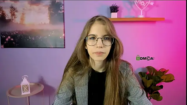 lulu fly  online show from November 10, 2025, 7:41 pm