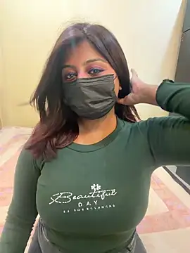 Snapshot of payal_mittal chatting on May 16, 2026, 8:41 pm payal mittal online show from May 16, 2026, 8:41 pm