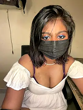 Snapshot of payal_mittal chatting on October 28, 2025, 6:51 pm payal mittal online show from October 28, 2025, 6:51 pm