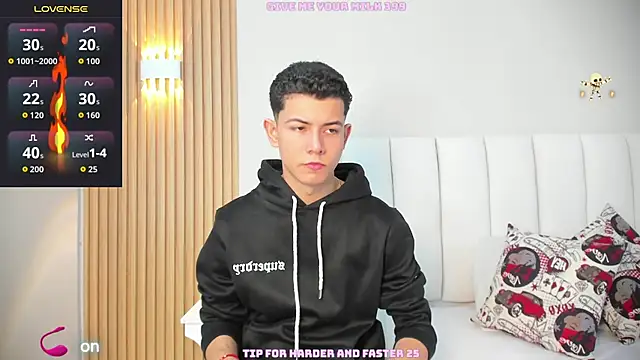 Snapshot of FireGuy_99 chatting on October 31, 2025, 1:08 pm FireGuy 99 online show from October 31, 2025, 1:08 pm