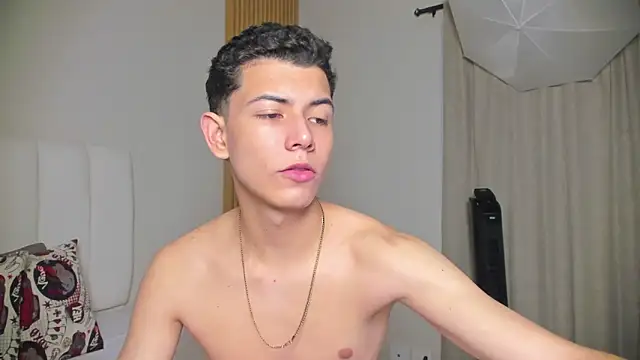 Snapshot of FireGuy_99 chatting on November 18, 2025, 1:03 pm FireGuy 99 online show from November 18, 2025, 1:03 pm