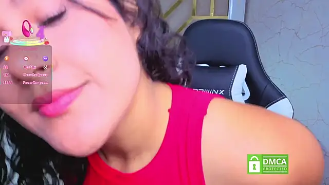 Snapshot of luna_jonezz chatting on December 14, 2025, 9:15 am luna jonezz online show from December 14, 2025, 9:15 am