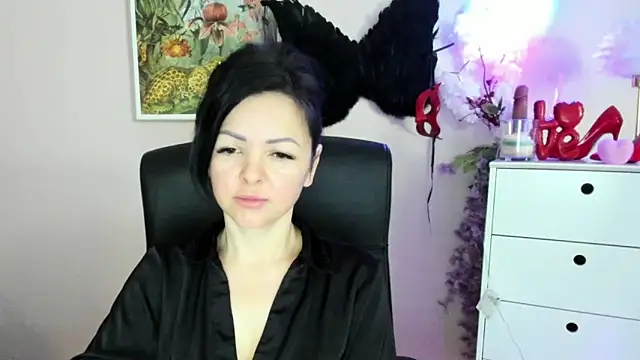 Mollybloom40 online show from March 10, 2026, 7:23 am