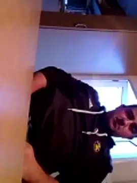 Snapshot of dadou85h chatting on November 13, 2025, 4:22 pm dadou85h online show from November 13, 2025, 4:22 pm