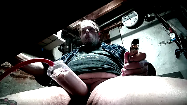 splatteringfun online show from April 10, 2026, 2:02 pm