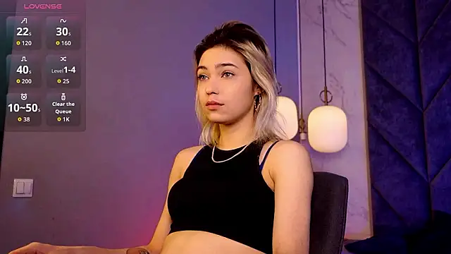 AlysiaSun  online show from February 2, 2026, 10:31 pm