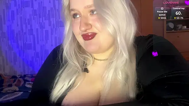 Snapshot of Lina_Hottie chatting on November 6, 2025, 6:39 am Lina Hottie online show from November 6, 2025, 6:39 am