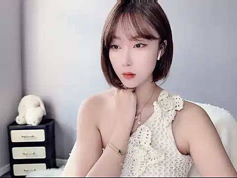 Monica7 online show from November 3, 2025, 12:49 am