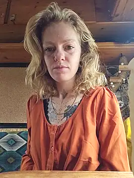 DeesseLilli online show from October 21, 2025, 8:03 am