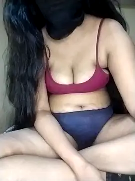 strip queennn online show from January 6, 2026, 4:44 pm