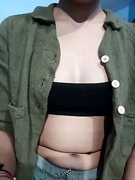 strip queennn online show from November 18, 2025, 6:33 pm