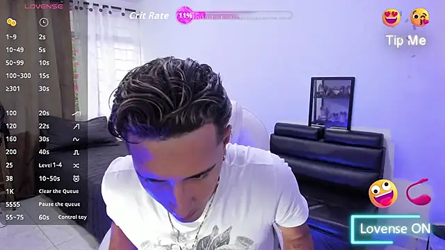 Snapshot of Hayden_Boy_ chatting on November 27, 2025, 7:03 pm Hayden Boy online show from November 27, 2025, 7:03 pm