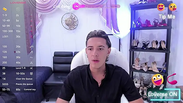 Snapshot of Hayden_Boy_ chatting on November 24, 2025, 7:47 pm Hayden Boy online show from November 24, 2025, 7:47 pm