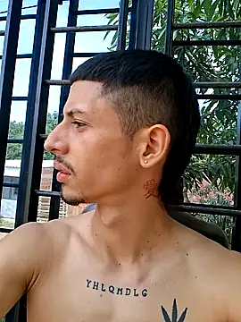 Snapshot of Luciferinthestreet chatting on October 22, 2025, 2:16 pm Luciferinthestreet online show from October 22, 2025, 2:16 pm