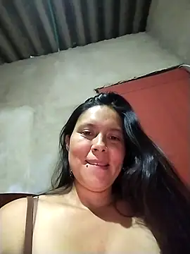 Cristal-sm online show from November 21, 2025, 2:32 am