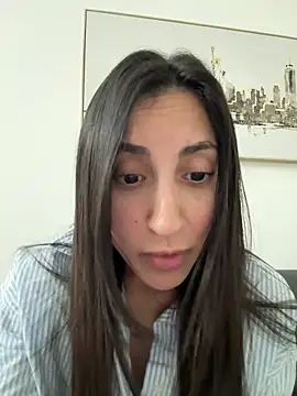 itsmiasofia online show from November 4, 2025, 11:19 pm