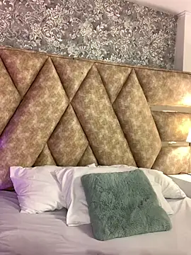 Snapshot of SsexCouplee chatting on November 20, 2025, 5:02 pm SsexCouplee online show from November 20, 2025, 5:02 pm