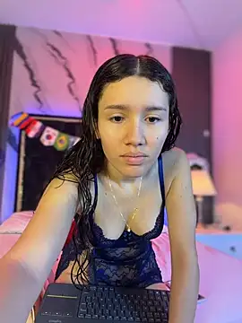 SsexCouplee online show from July 6, 2026, 11:39 am
