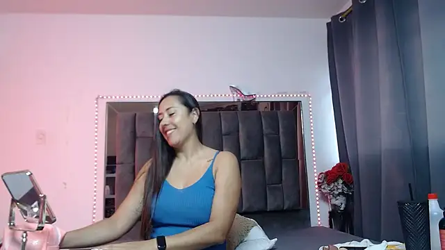 Salmma Milf online show from April 25, 2026, 11:46 am