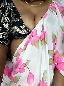 Pia vavi39 online show from February 3, 2026, 6:35 pm