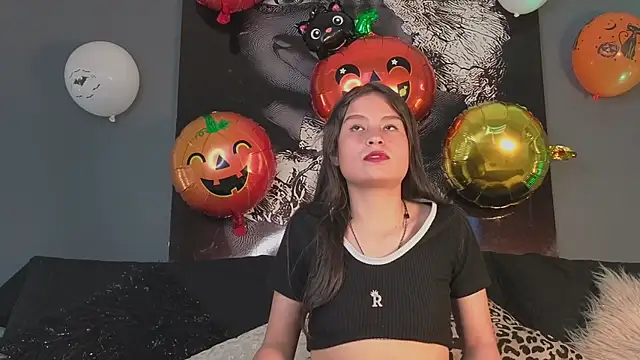 Snapshot of celestesecrett chatting on October 27, 2025, 7:04 pm celestesecrett online show from October 27, 2025, 7:04 pm