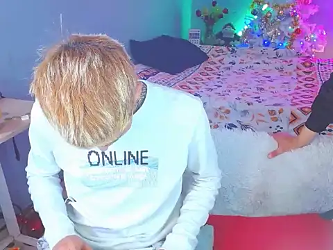 Snapshot of Latin_boysxxxx chatting on November 29, 2025, 2:34 am Latin boysxxxx online show from November 29, 2025, 2:34 am