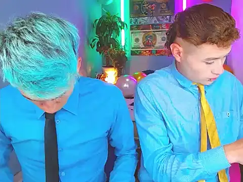 Snapshot of Latin_boysxxxx chatting on October 19, 2025, 10:34 pm Latin boysxxxx online show from October 19, 2025, 10:34 pm