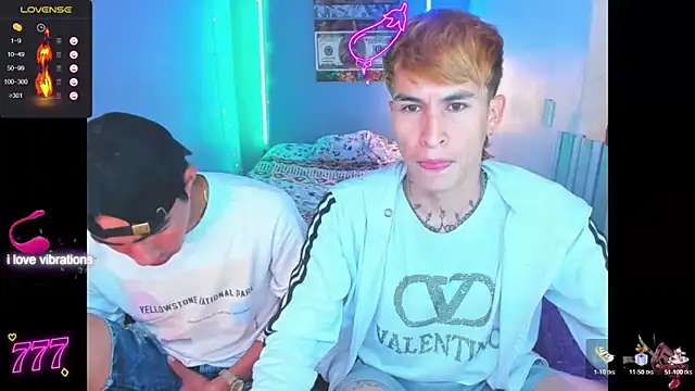 Snapshot of Latin_boysxxxx chatting on April 6, 2026, 1:01 am Latin boysxxxx online show from April 6, 2026, 1:01 am