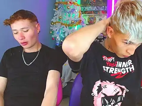 Snapshot of Latin_boysxxxx chatting on November 1, 2025, 9:41 pm Latin boysxxxx online show from November 1, 2025, 9:41 pm