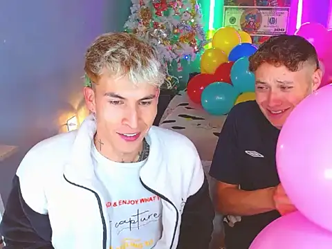 Snapshot of Latin_boysxxxx chatting on November 13, 2025, 6:45 pm Latin boysxxxx online show from November 13, 2025, 6:45 pm