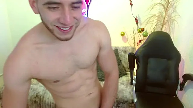 Snapshot of Ethan_Blaze chatting on December 5, 2025, 12:15 pm Ethan Blaze online show from December 5, 2025, 12:15 pm