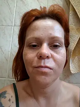 Snapshot of PorcelainDoll1 chatting on December 1, 2025, 9:32 am PorcelainDoll1 online show from December 1, 2025, 9:32 am