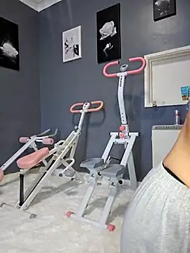 LucyMiax online show from March 23, 2026, 10:48 am