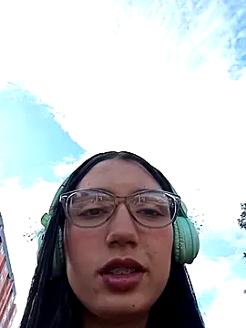 Arianaa Toro online show from November 13, 2025, 12:53 pm