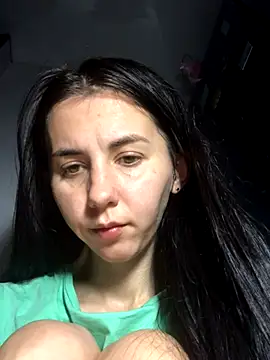 oliviya mur online show from October 27, 2025, 11:27 pm