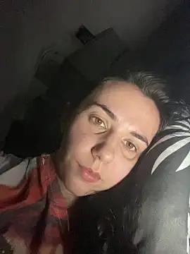 oliviya mur online show from November 28, 2025, 12:33 am